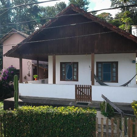 Casa Inteira Para Casal Нова-Фрибурго Екстериор снимка